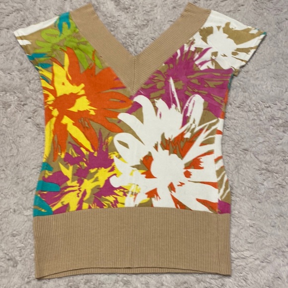 Caché top  size S - Picture 1 of 1